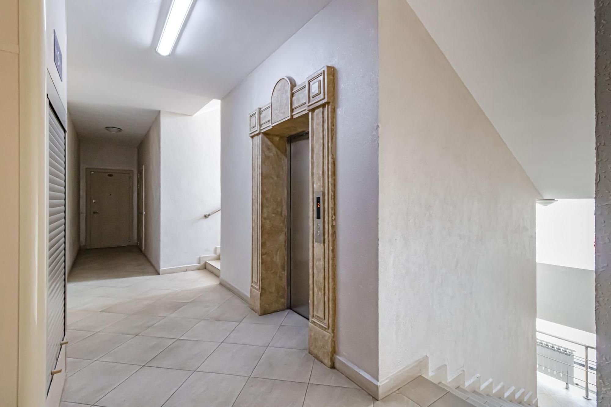 Lux 177 A-expo Apartment